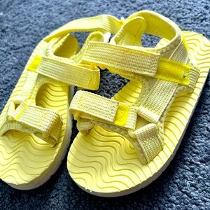 Yellow sandals toddler